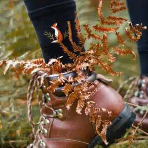 Socken mit Fuchs Stickerei im Wald